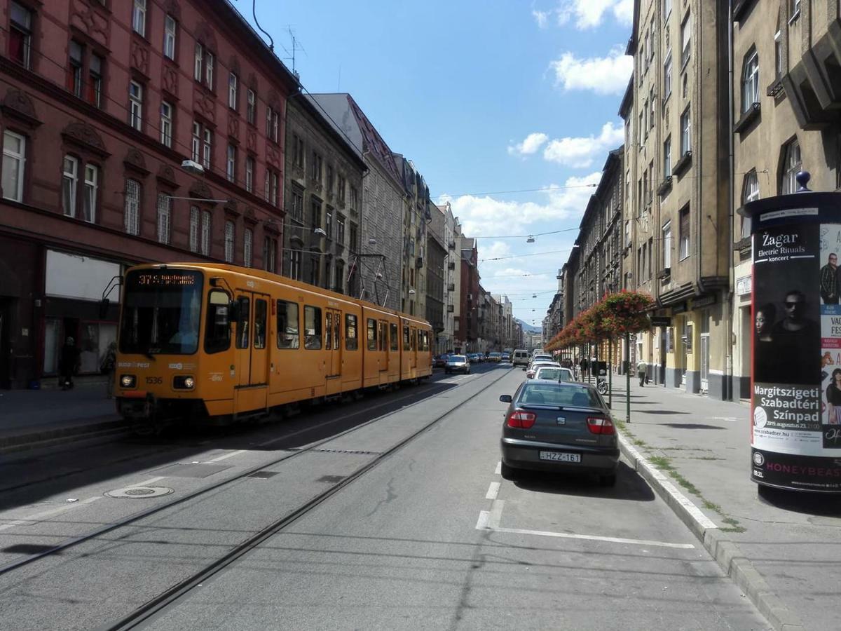 Minion & Snoopy Apartman Budapest Exterior foto
